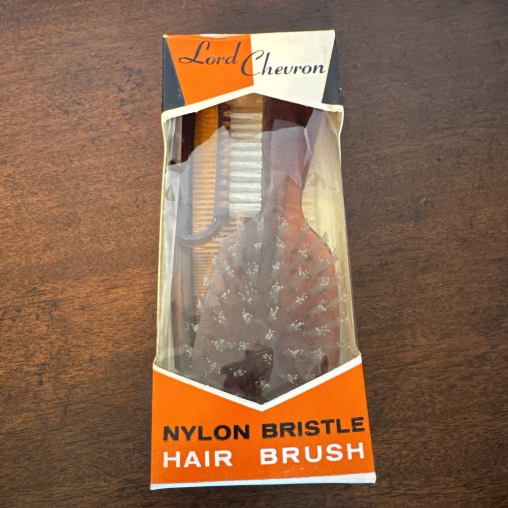 4 Pc. Vintage Lord Chevron Nylon Bristle Hair brush & Comb Set NOS Hair & Clothe